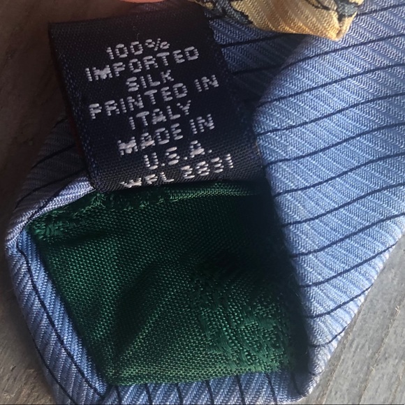 Tommy Hilfiger Fish and Palm Tree Silk Tie - Picture 9 of 10